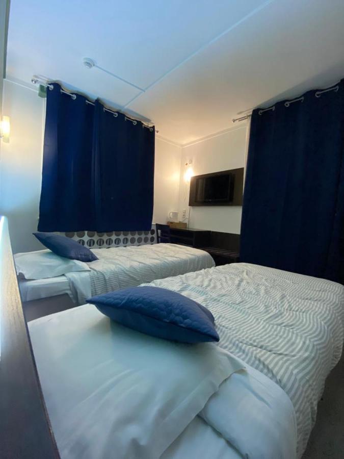 Citadel Hotel Calais Room photo